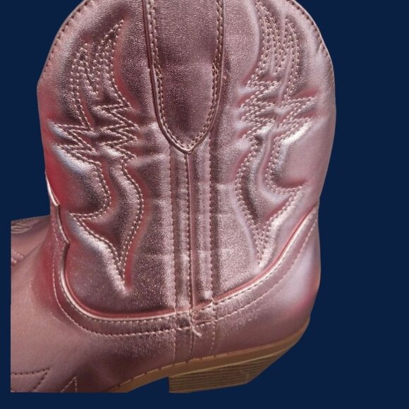 Soda Blazing Western-Style Ankle Boots  Stitched Pointed  Toe  Metallic Rose 9 - Picture 13 of 16